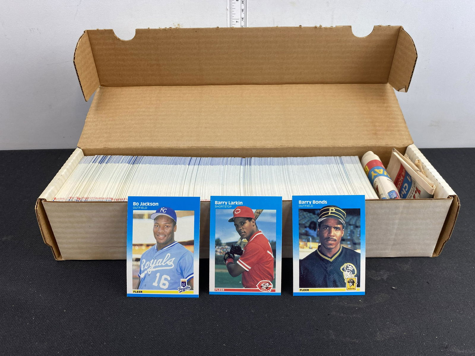 1987 Fleer Baseball Partial Set - Bo Jackson & Barry (1 of 2)
