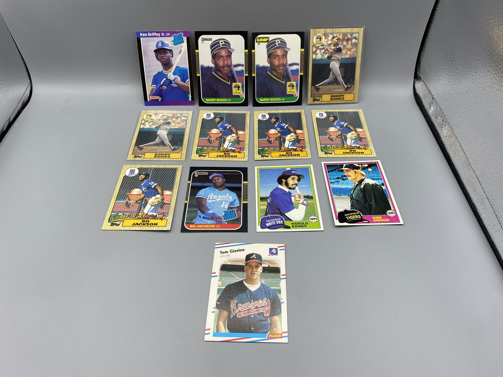 Lot of 13 Star Baseball Player Rookie Cards - Griffey, (1 of 5)