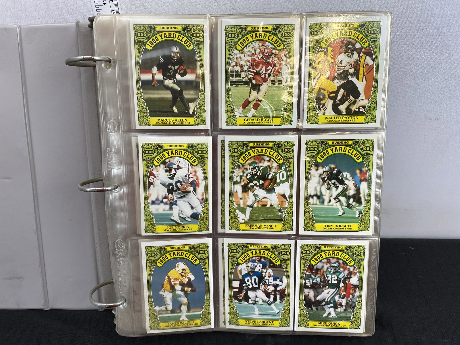 1986 Topps Football Complete Set - Jerry Rice & Steve: Set appears complete but unverified