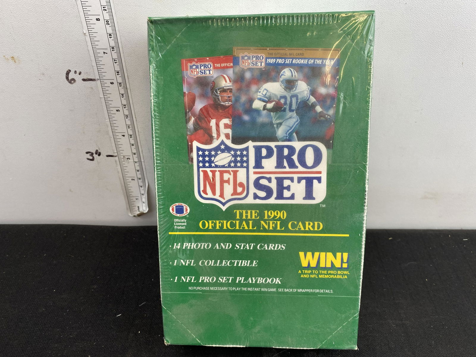 1990 Pro Set Football Unopened Box (1 of 3)