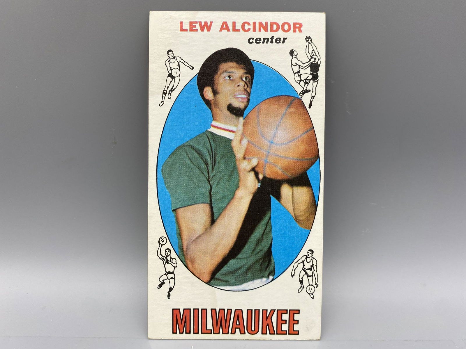 1969-70 Topps Lew Alcindor RC #25 (1 of 2)