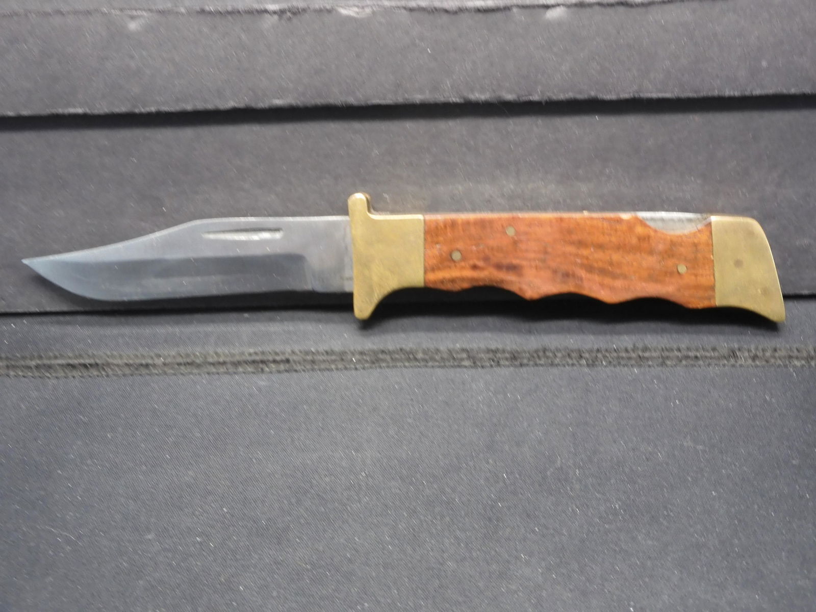 Pakistan Lock back Knife (1 of 9)