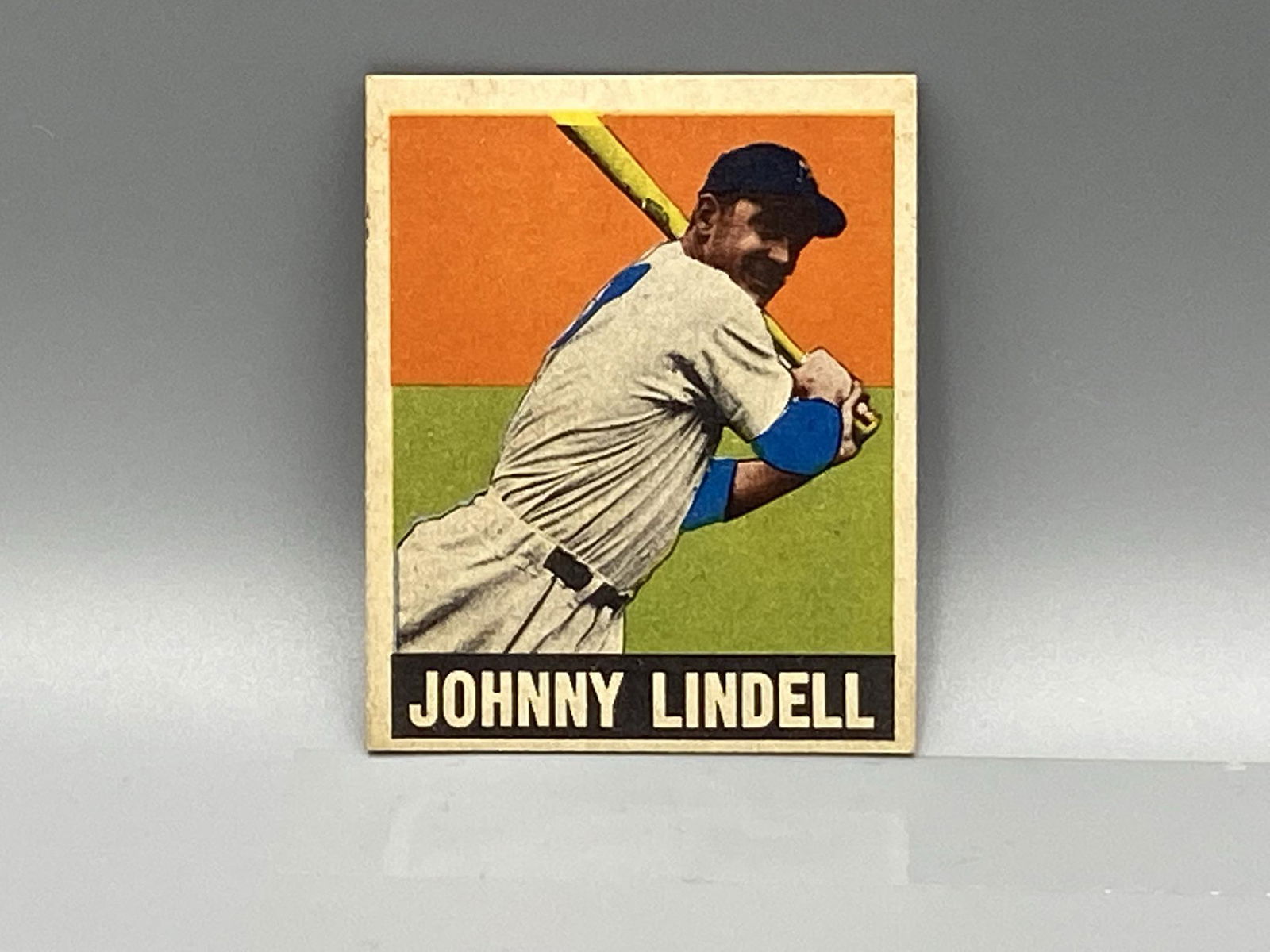 1948 Leaf Johnny Lindell #82 (1 of 2)
