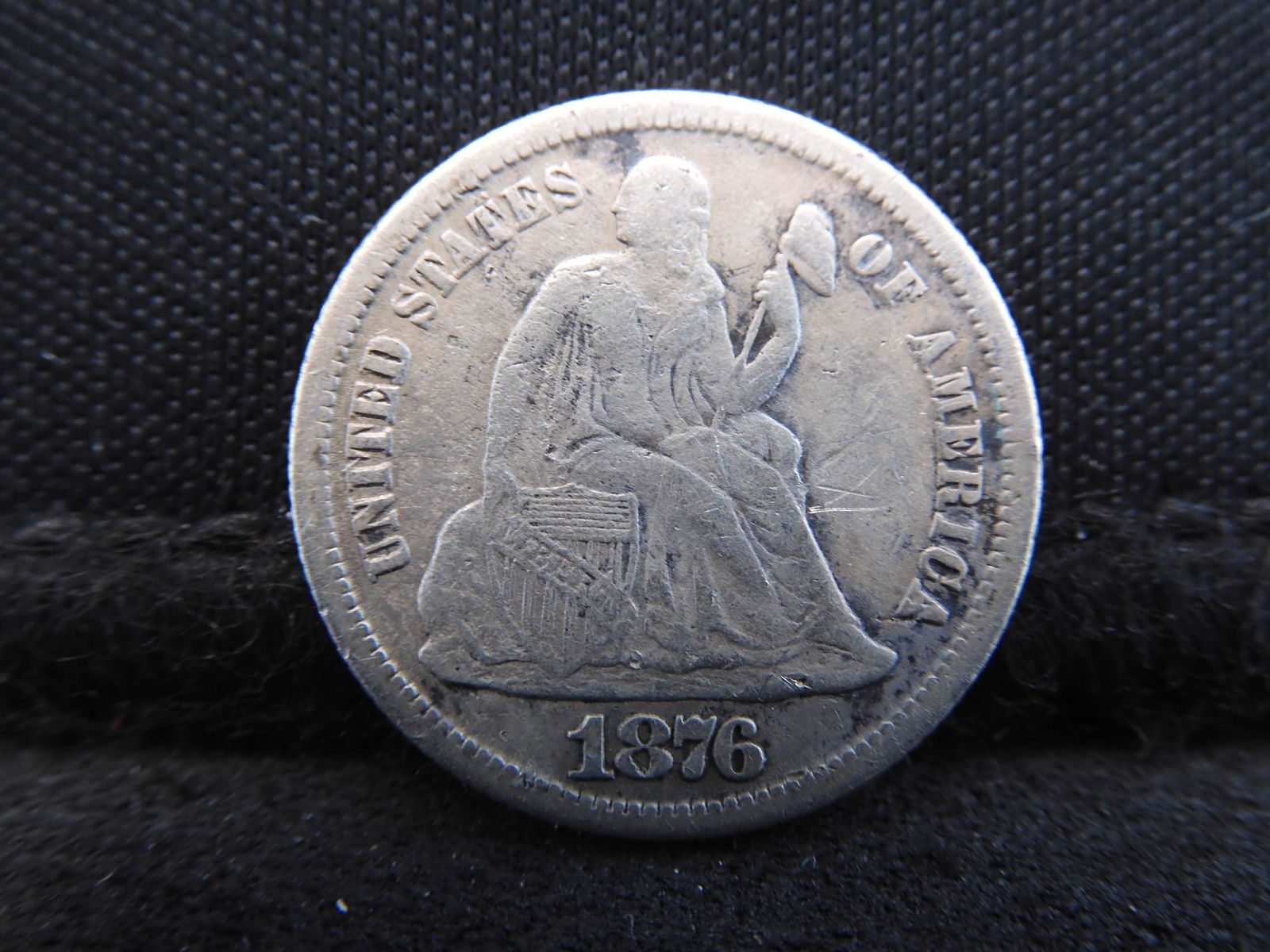 1876-CC Seated Liberty Silver Dime - Great Detail!! (1 of 2)