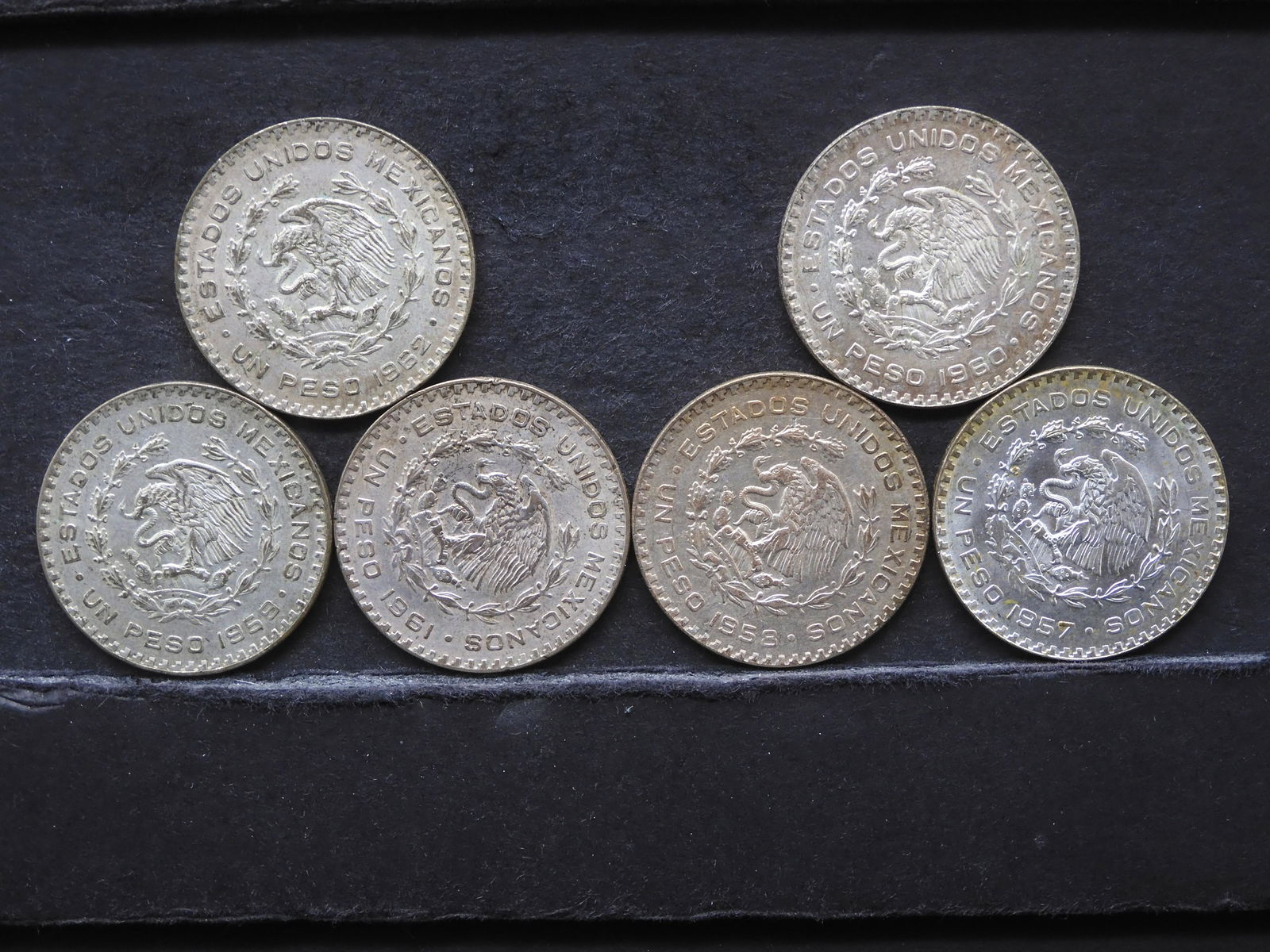 6 Different Silver Mexico 1 Pesos.  Circulated. (1 of 5)