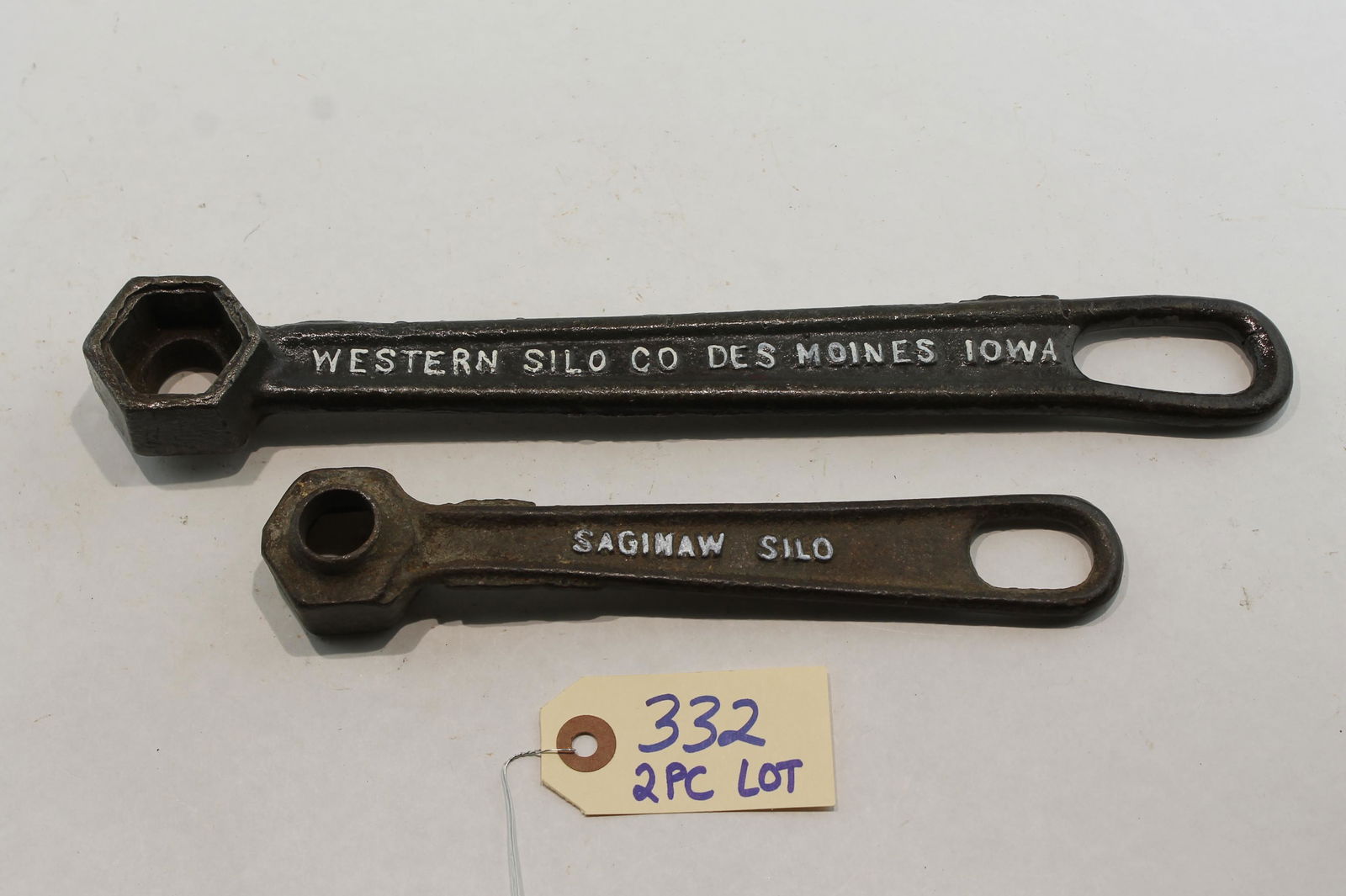 2 pc Lot Champion Silo and Saginaw Silo Wrench (1 of 2)
