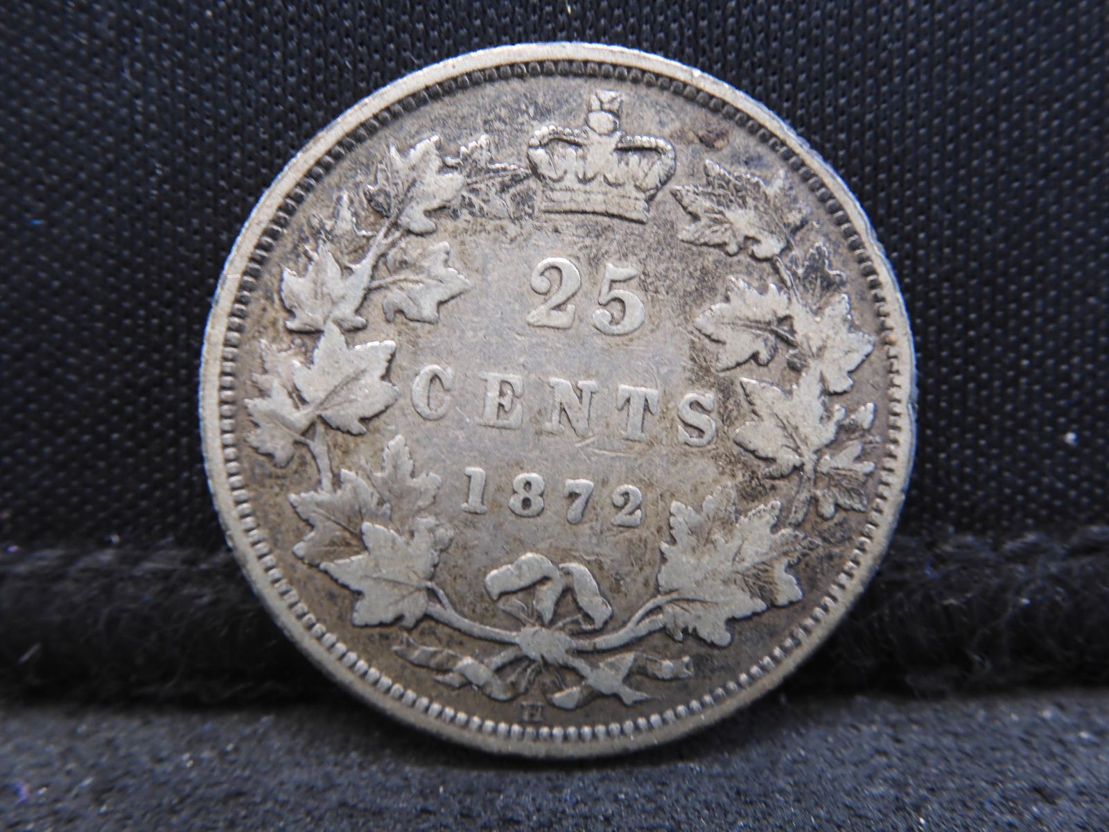 1872-H Canada 25 Cents Sterling (92.5%) Silver Coin. (1 of 2)