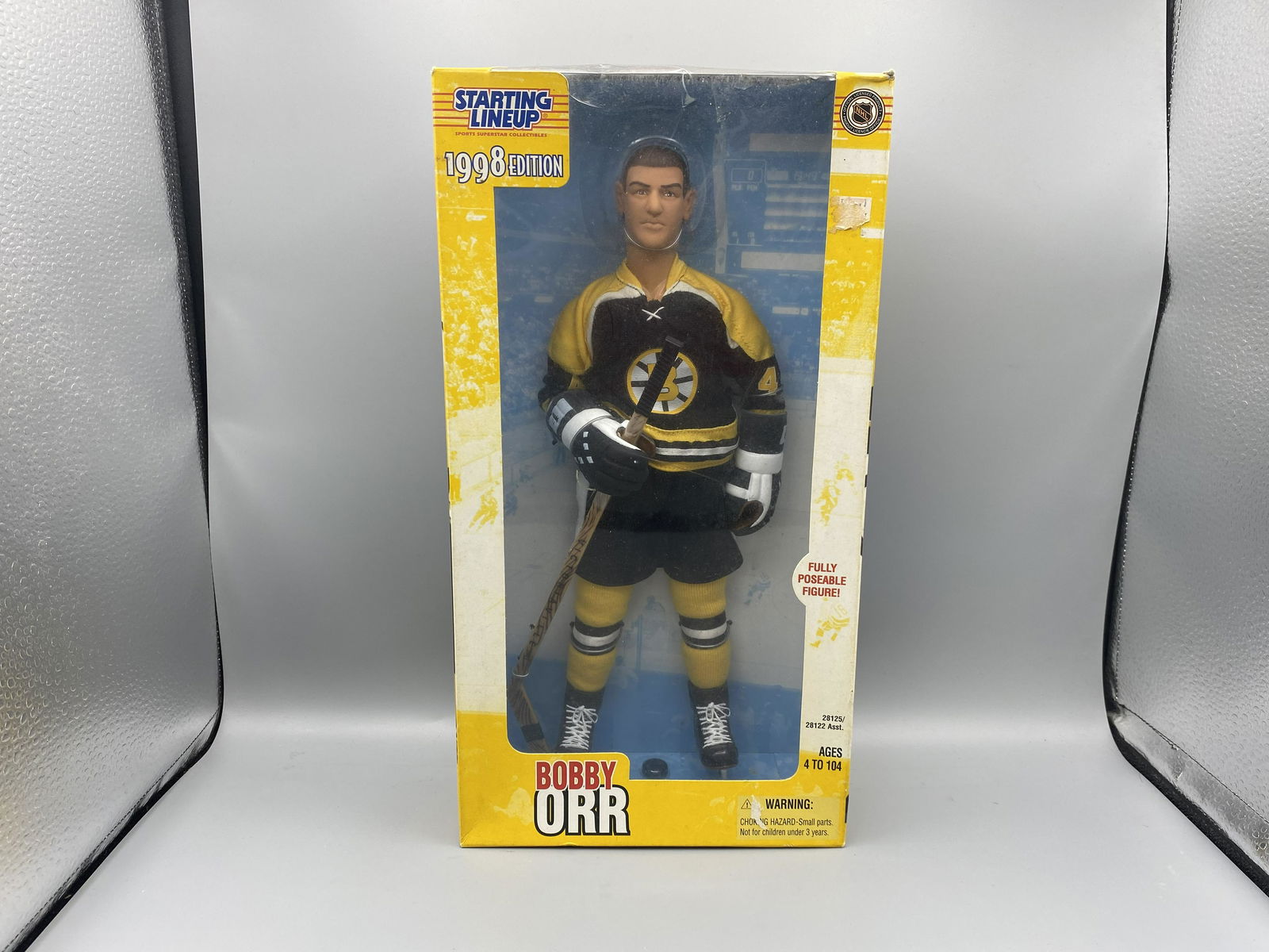 1998 Starting Lineup Bobby Orr 12" Figure (1 of 3)