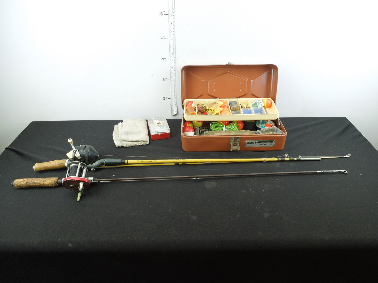 Small OldPal Tackle Box and 2 Small Fishing Rods & (1 of 4)