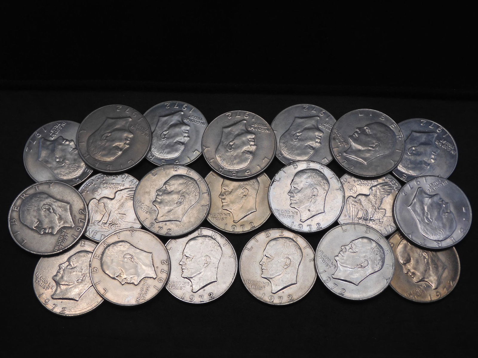 20 Clad 1972-D Eisenhower Dollars. (1 of 3)