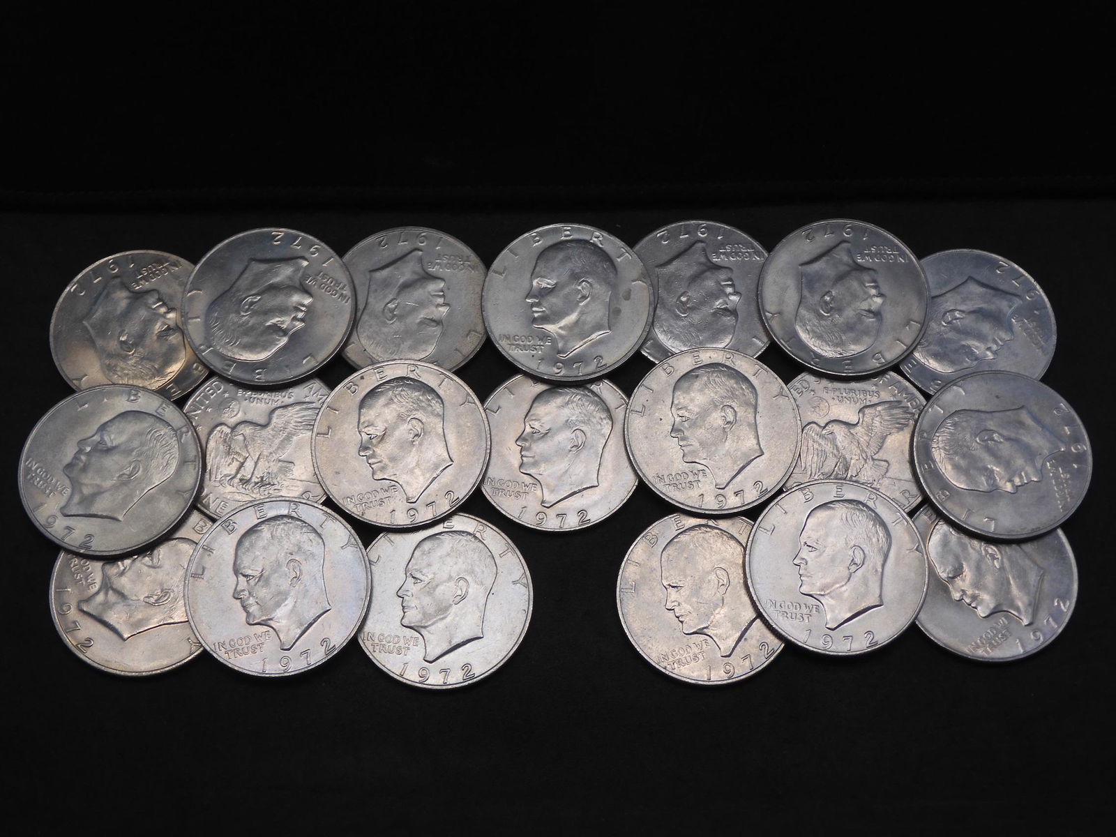 20 Clad 1972 Eisenhower Dollars. (1 of 3)