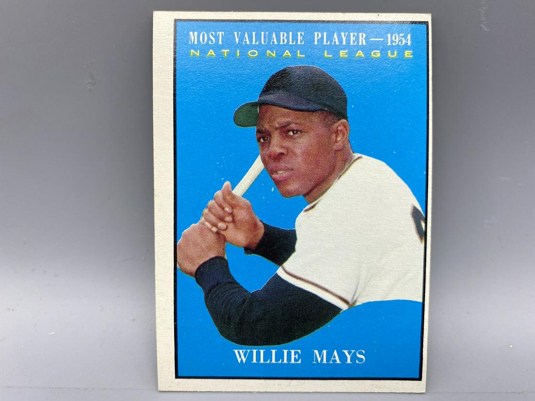 1961 Topps #482 Willie Mays Most Valuable Player (1 of 2)