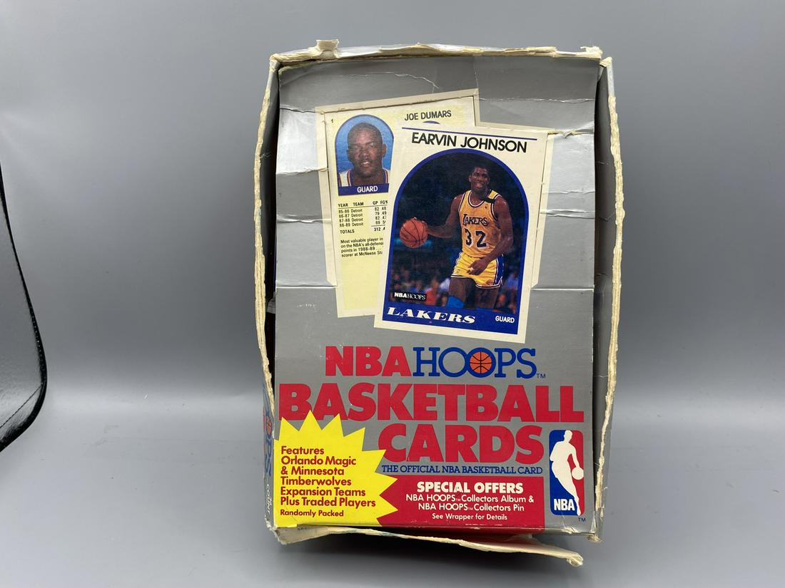 1989 NBA Hoops Box 36 Sealed Cello Packs - Jordan, (1 of 3)