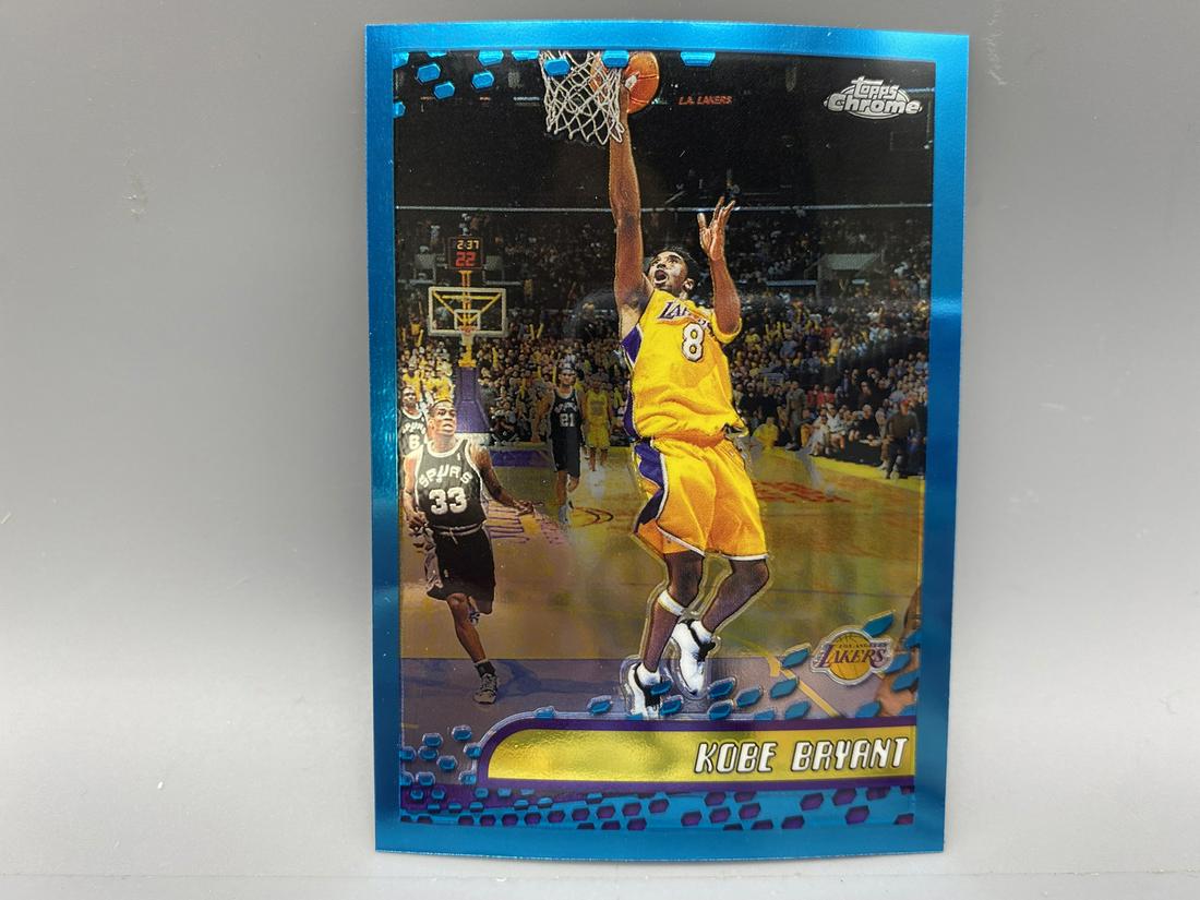 2001 Topps Chrome #50 Kobe Bryant Los Angeles Lakers (1 of 2)