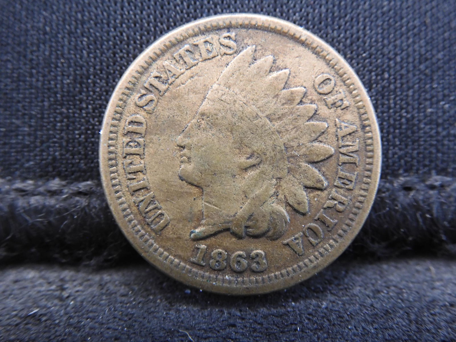 1863 Indian Head Cent - VF Condition! (1 of 2)