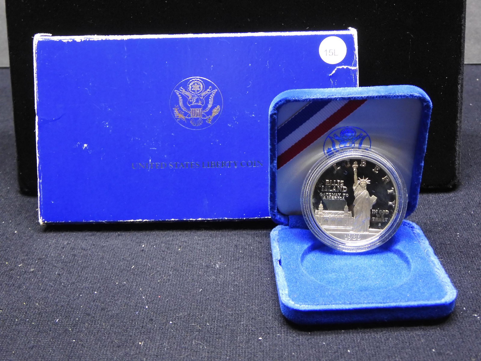1986-S Ellis Island Statue Of Liberty Commemorative: 1986-S Ellis Island Statue Of Liberty Commemorative Proof Silver Dollar.
