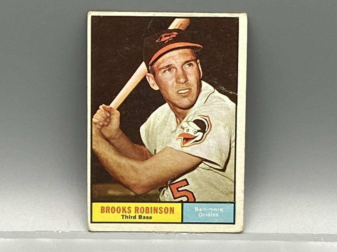 1961 Topps Brooks Robinson #10 HOF (1 of 3)