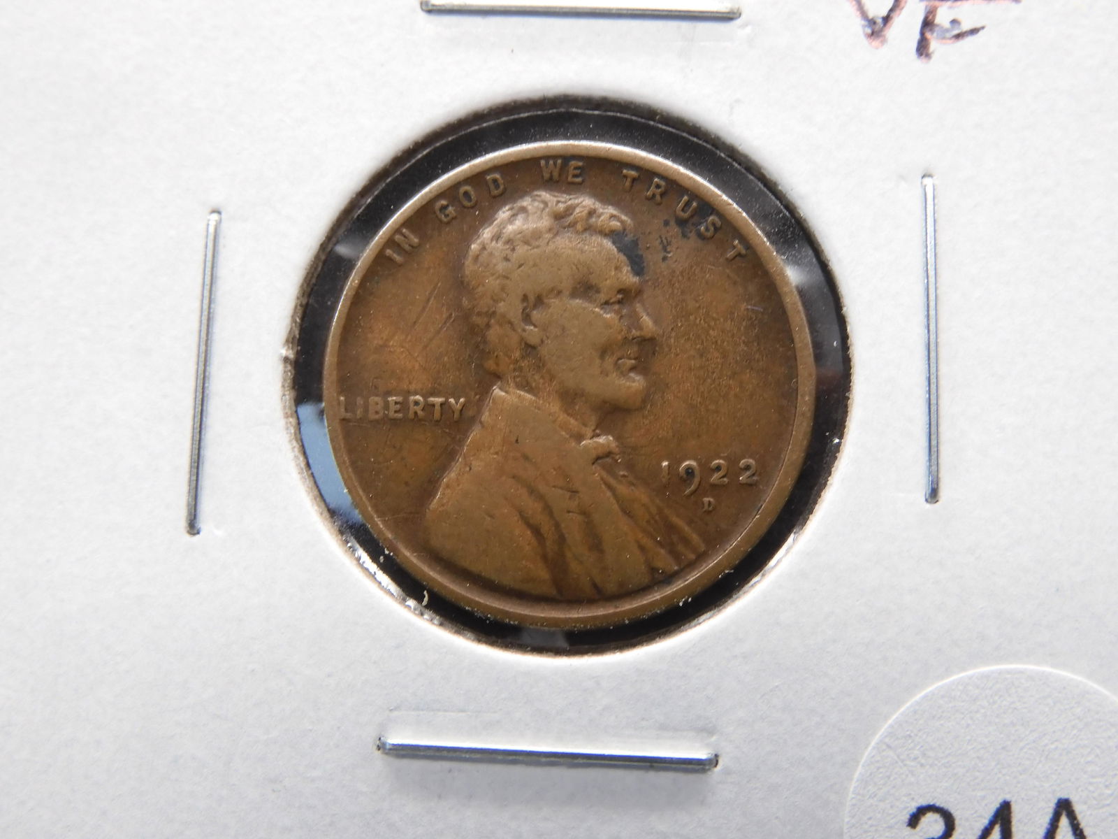 1922-D Lincoln 1c.  VF. (1 of 3)