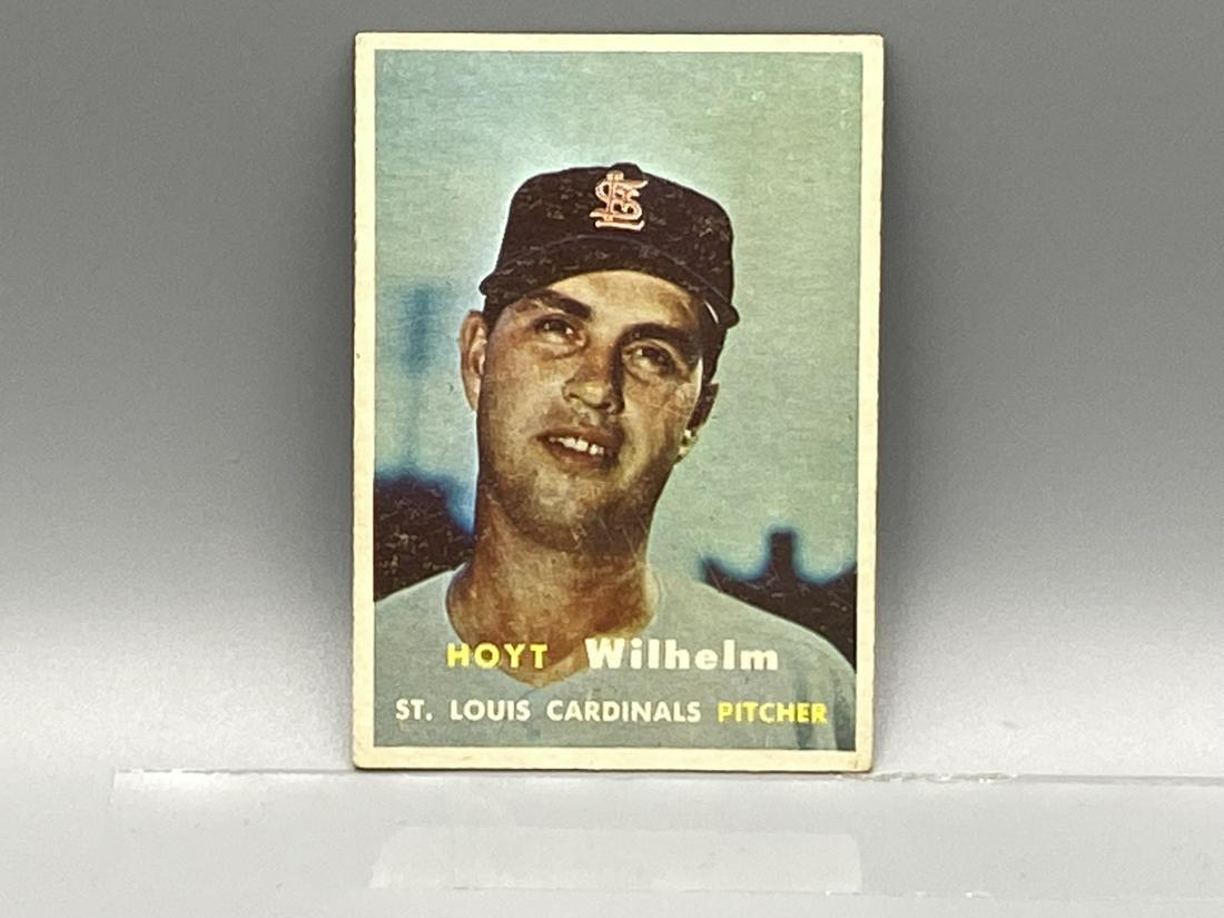 1957 Topps Hoyt Wilhelm #203 HOF (1 of 2)