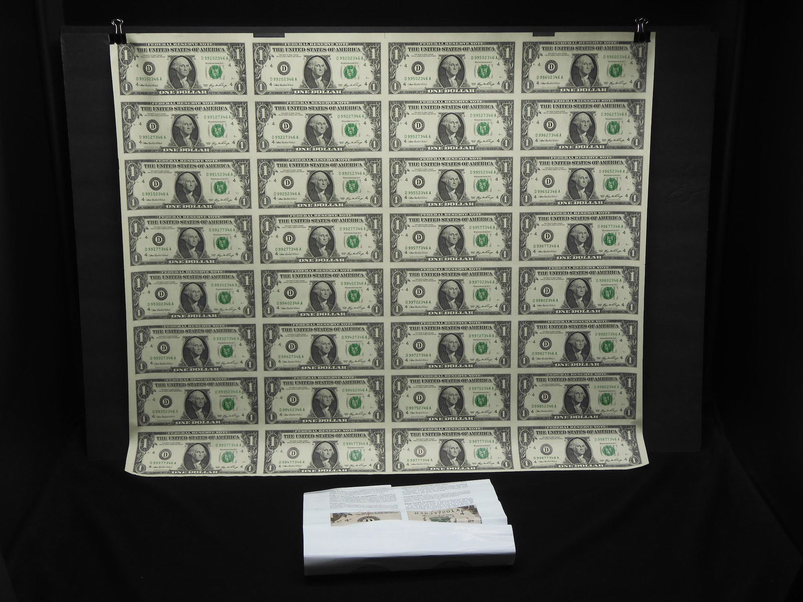 Series 2006 Uncut Sheet of 32 U.S. $1.00 Notes - Very (1 of 12)