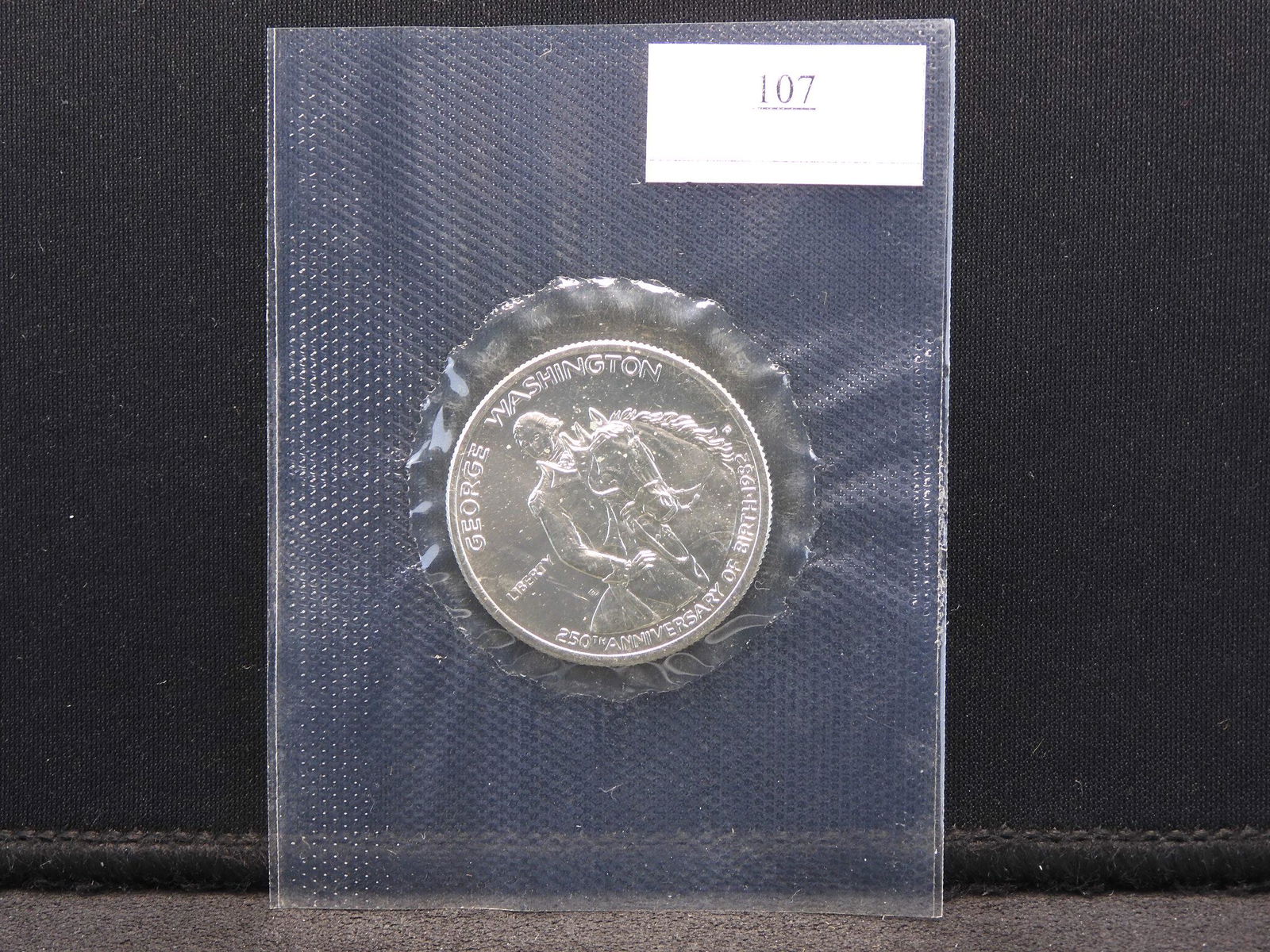 1982-D U.S. George Washington Silver Half Dollar - BU (1 of 3)