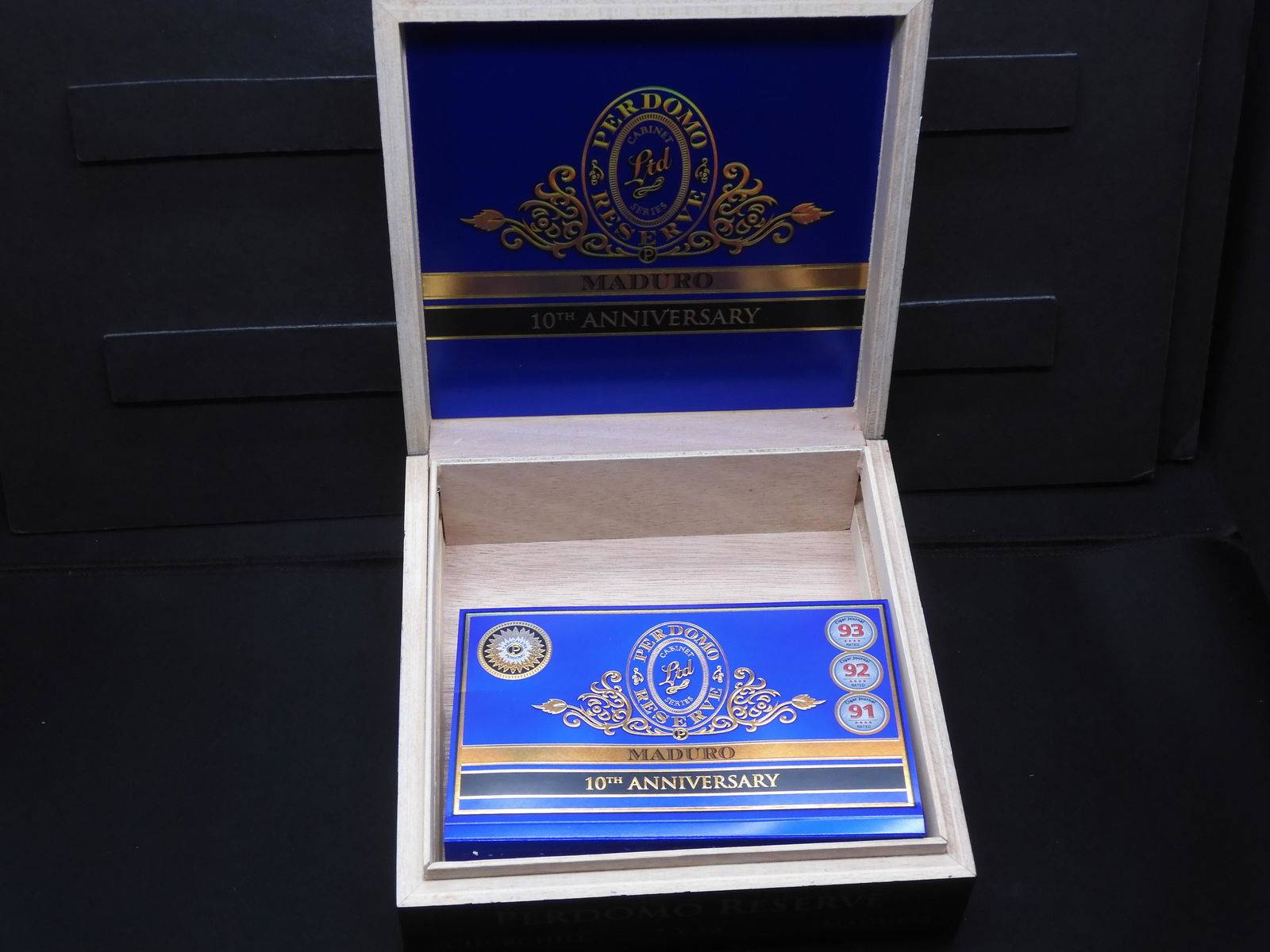 Empty Quality Made Wood Cigar Box Maduro Perdomo: Empty Quality Made Wood Cigar Box Maduro Perdomo Reserve Cabinet Series 10th Anniversary Box