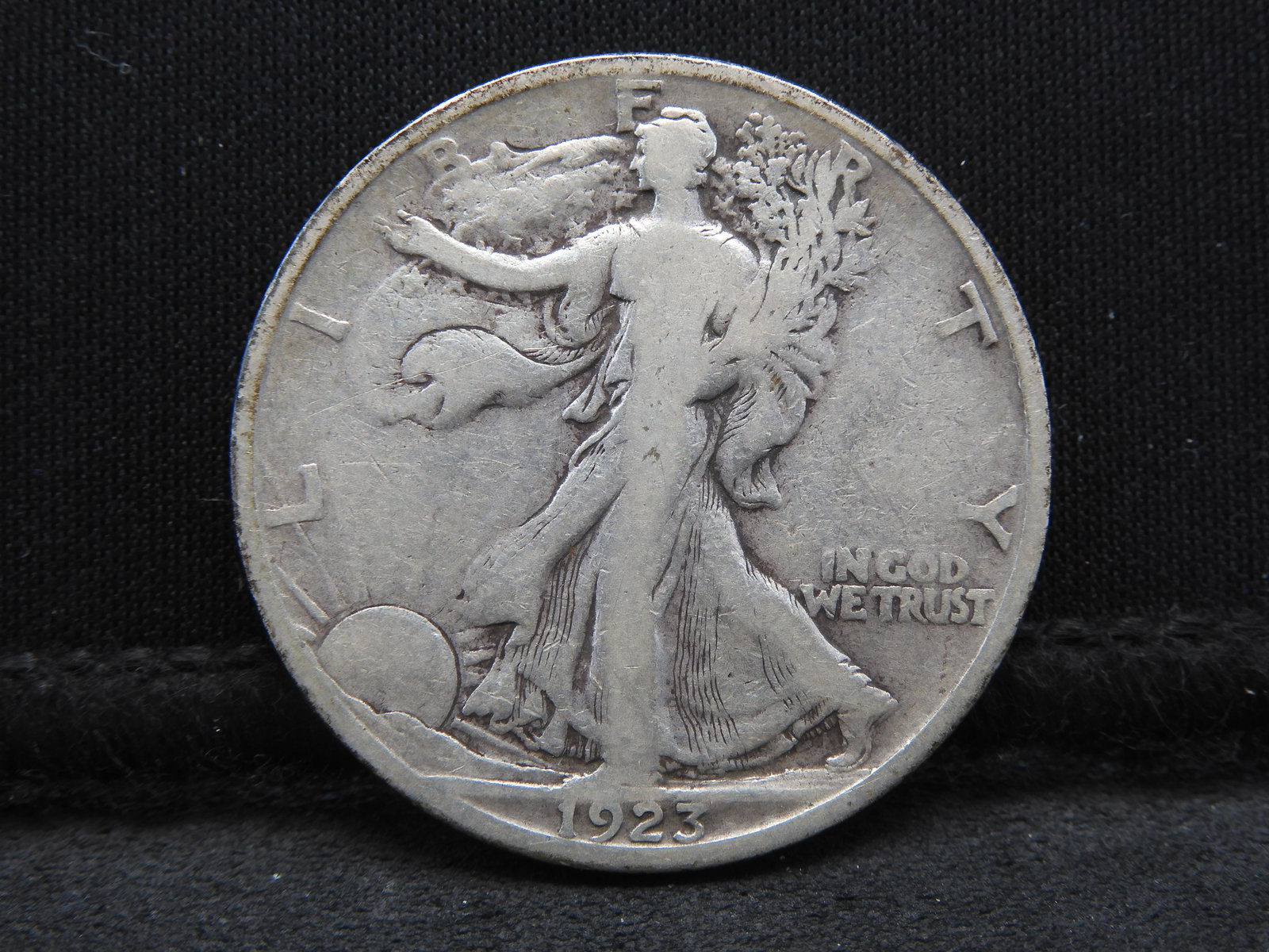 1923-S Walking Liberty Silver Half Dollar - Seldom (1 of 2)