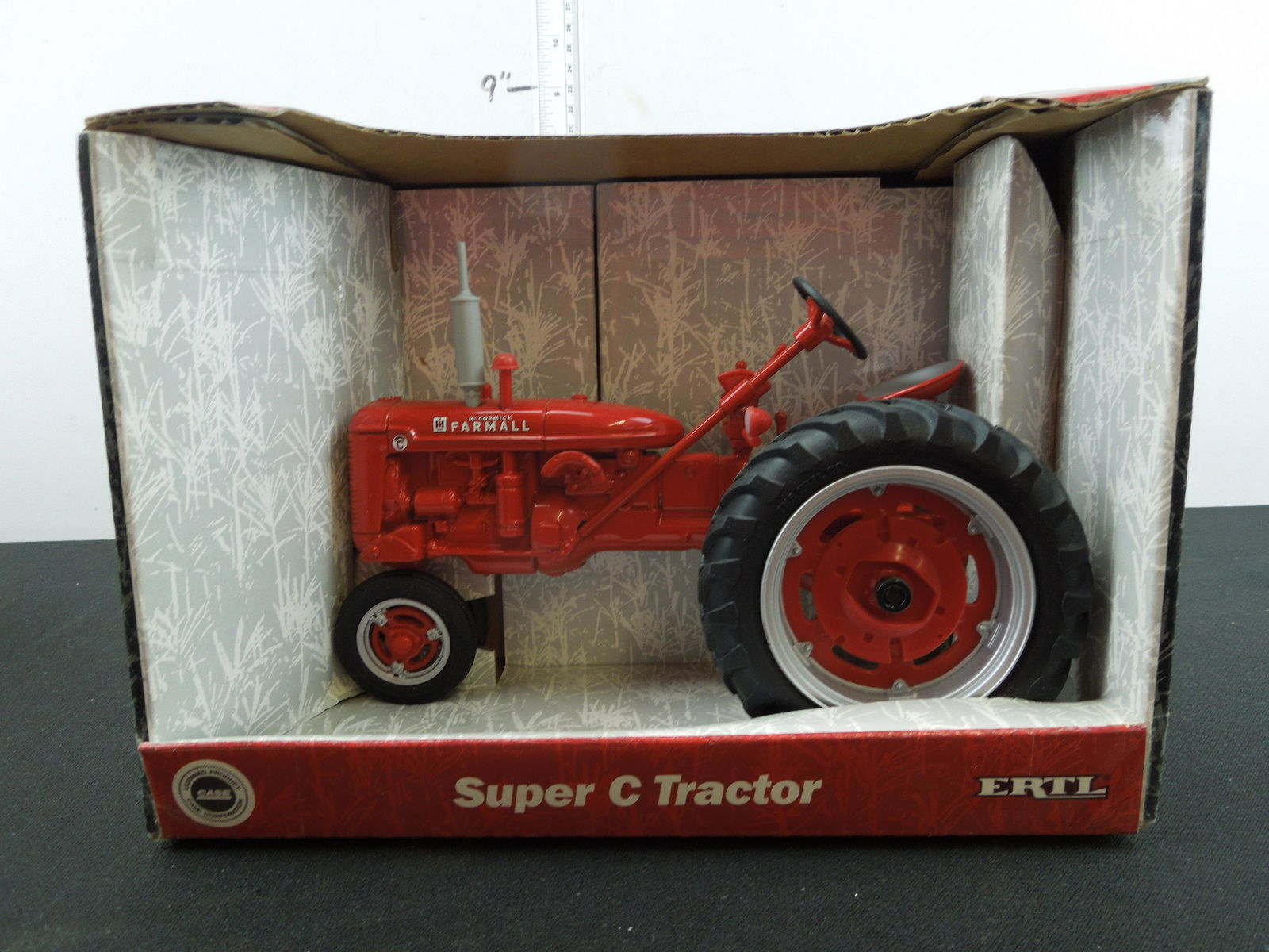 Ertl Mccormick Farmall Super C 1/16 Scale Die Cast