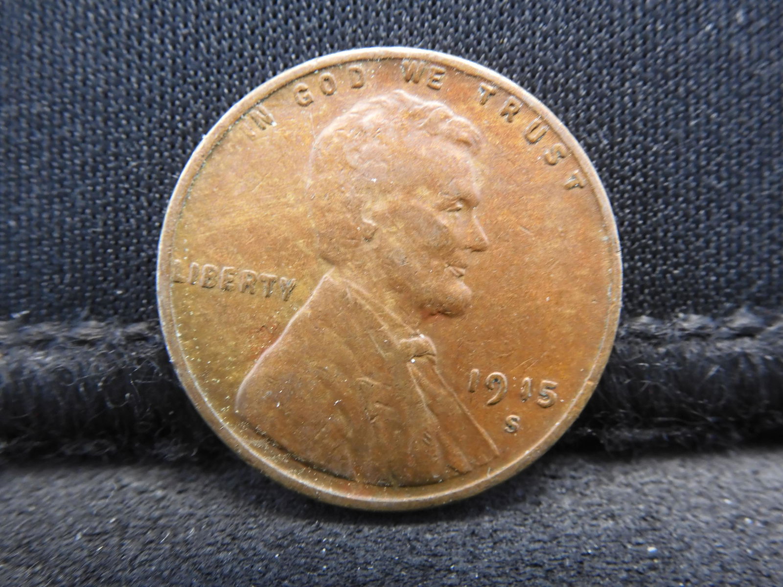 1915-S Lincoln Wheat Cent - XF Condition (1 of 2)