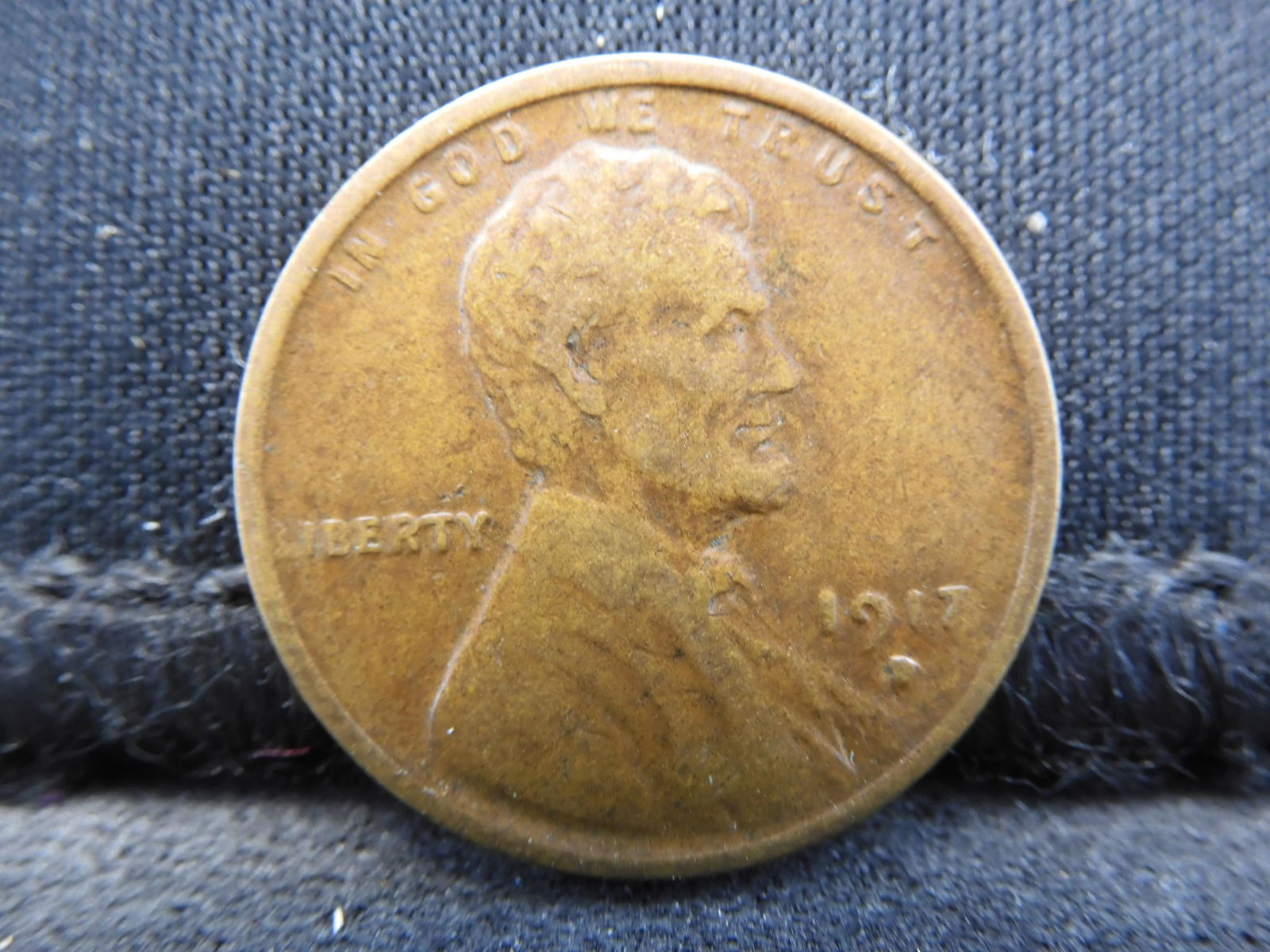 1917-D Lincoln Wheat Cent - XF (1 of 2)