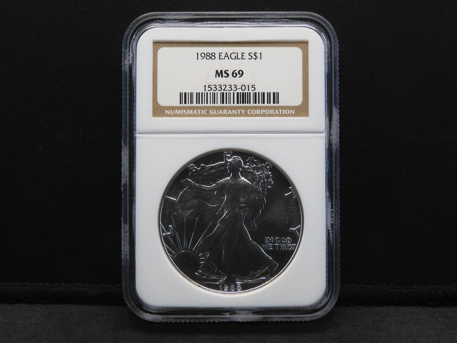 1988 U.S. NGC MS69 American Silver Eagle - Near Perfect (1 of 4)