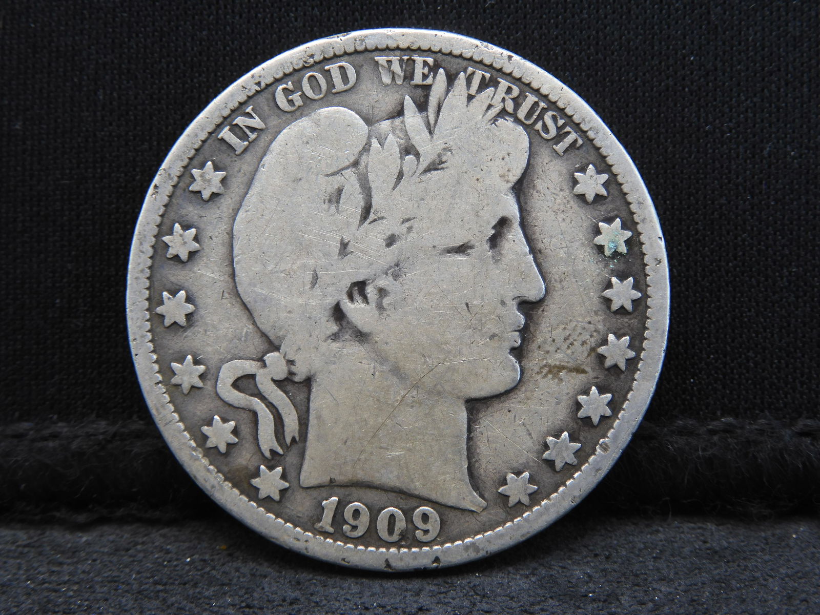 1909-P Barber Silver Half Dollar - VG/Fine Condition (1 of 2)