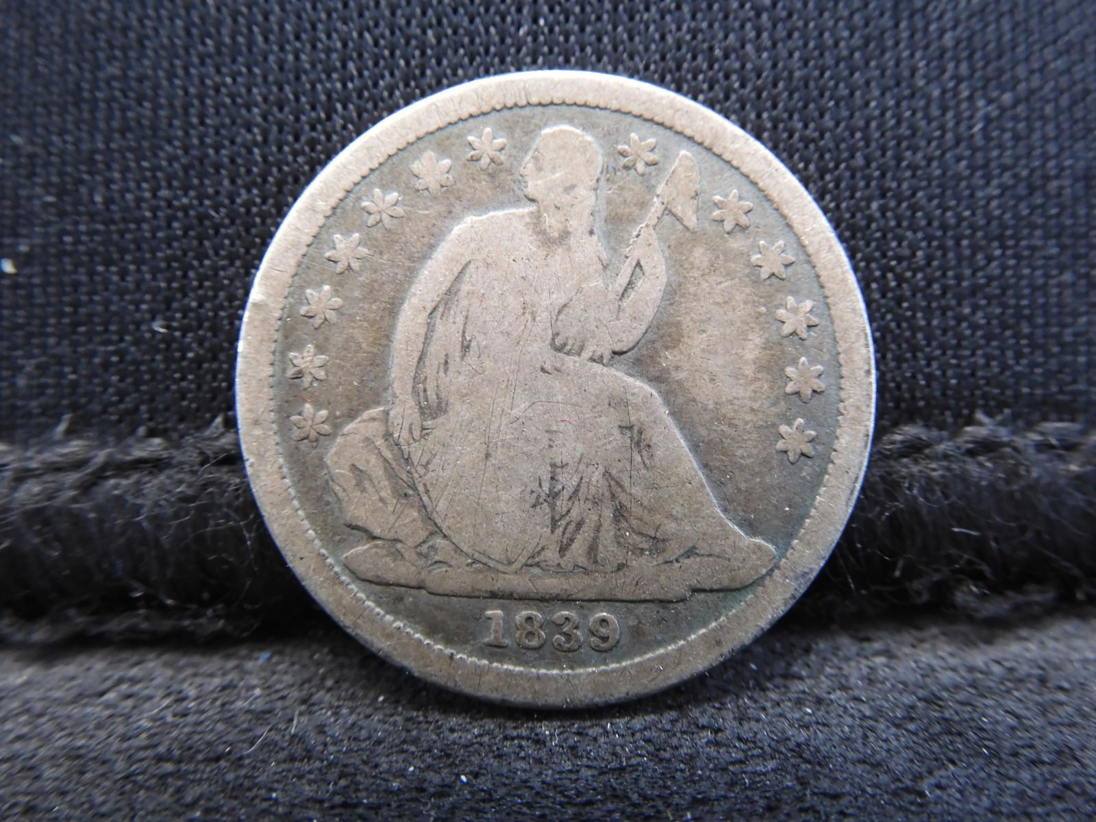 1839 Seated Liberty Silver Dime - No Drapery - Seldom (1 of 2)
