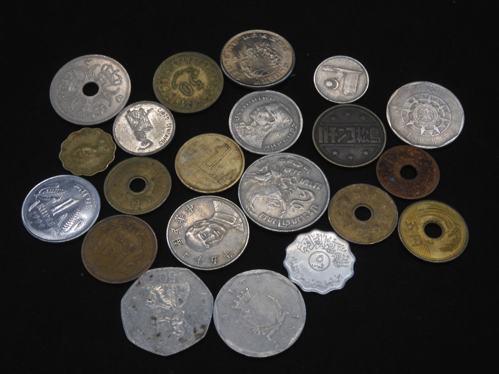 (20) COOL WORLD COINS (SOME UNC) (1 of 5)