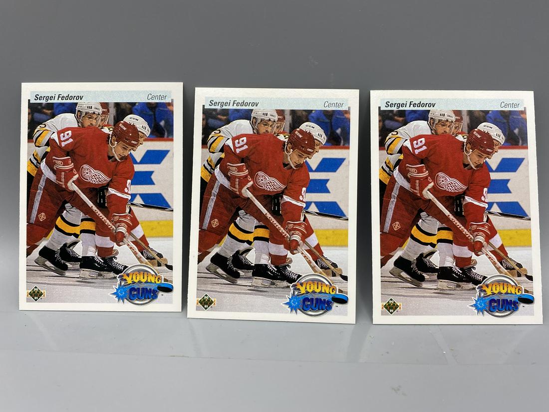 1990-91 Upper Deck Young Guns Sergei Fedorov RC Lot of: 1990-91 Upper Deck Young Guns Sergei Fedorov RC Lot of 3 #525