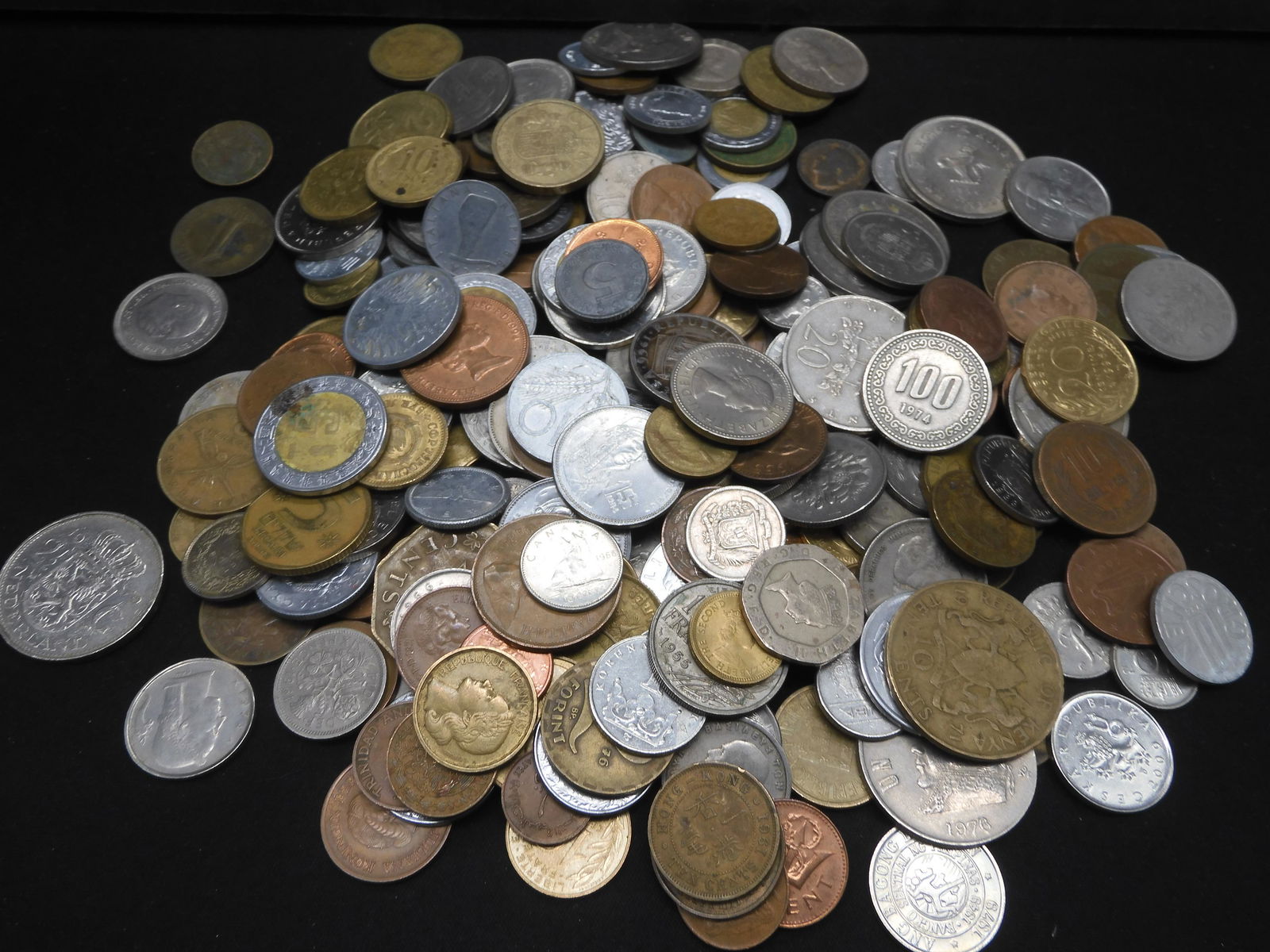 2 LBS. UNSEARCHED World/Foreign Coins (1 of 5)