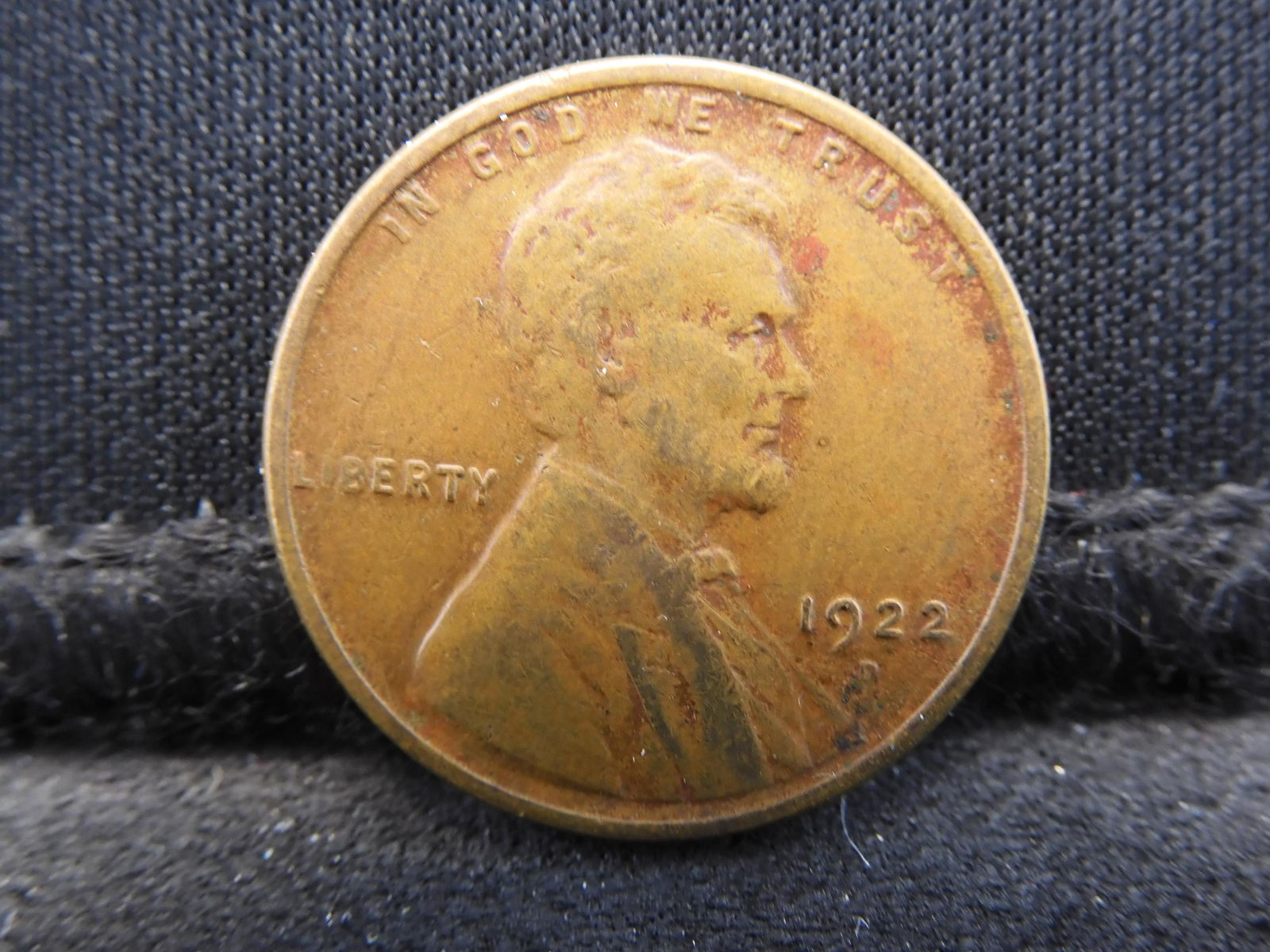 1922-D Lincoln Wheat Cent - Key Date!  Nice Detail! (1 of 2)