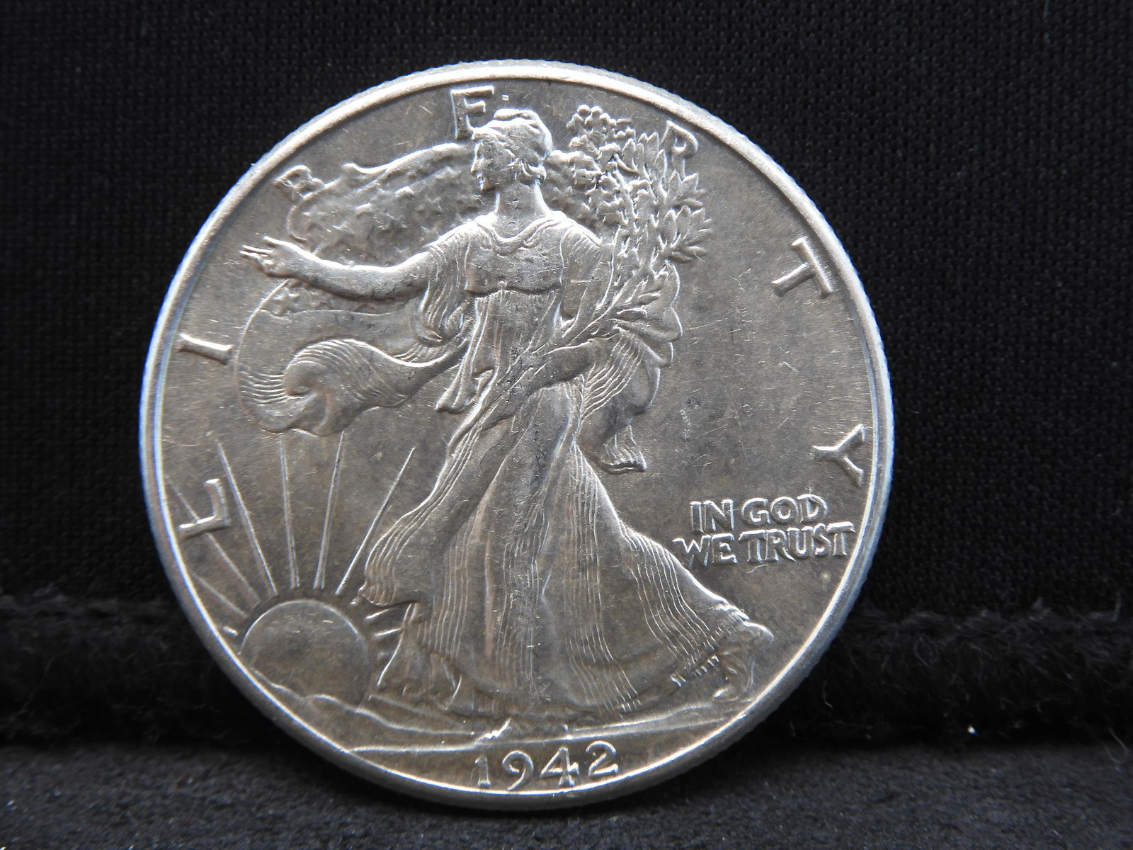 1942 Walking Liberty Silver Half Dollar - Choice BU (1 of 2)