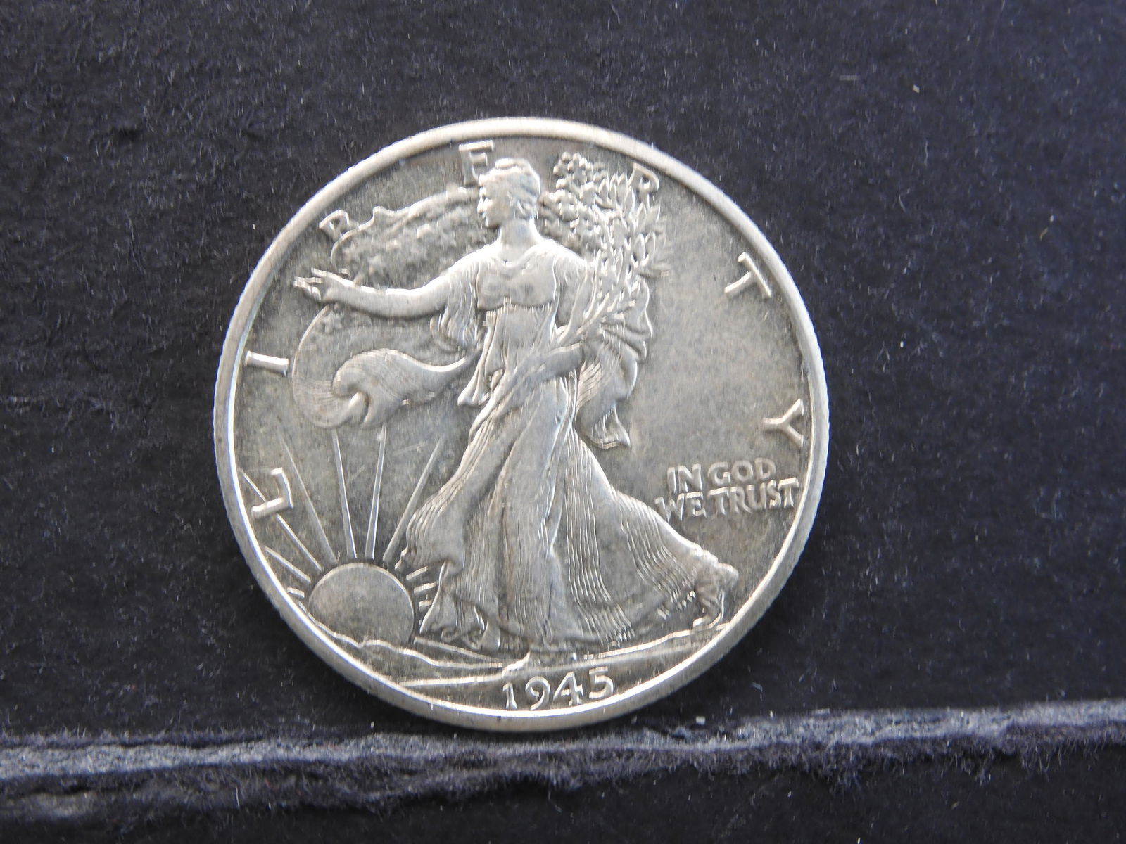 1945-D Walking Liberty 50c. AU (1 of 2)