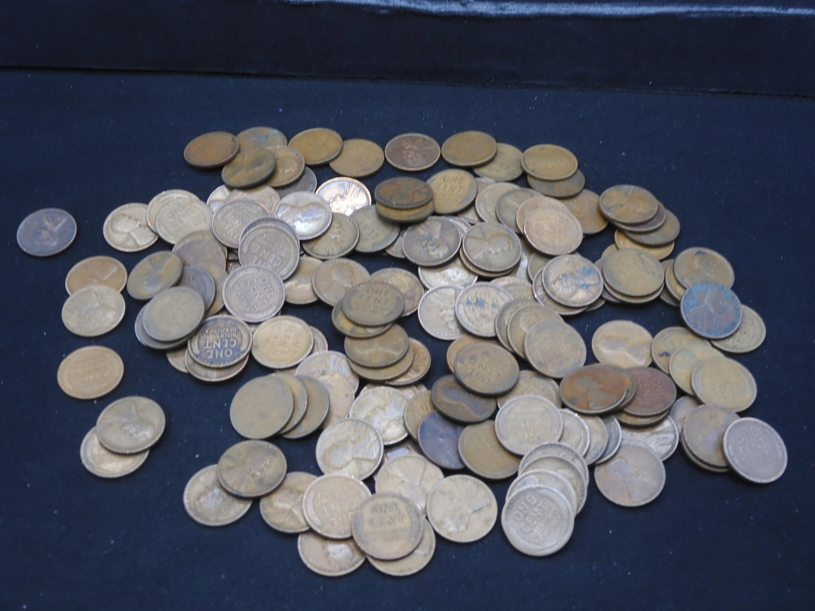 150 Wheat Pennies Dated In The Teens.  Circulated. (1 of 6)