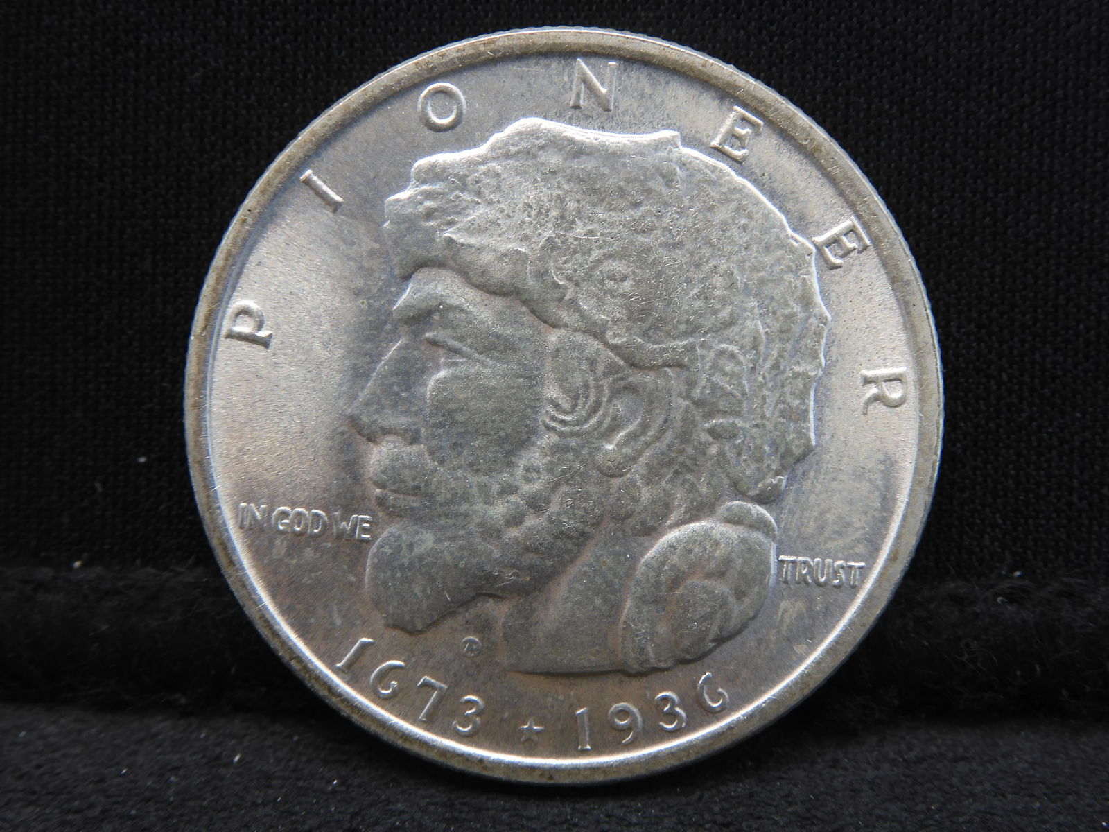 1936 Elgin Commemorative Half.  Choice BU. (1 of 3)