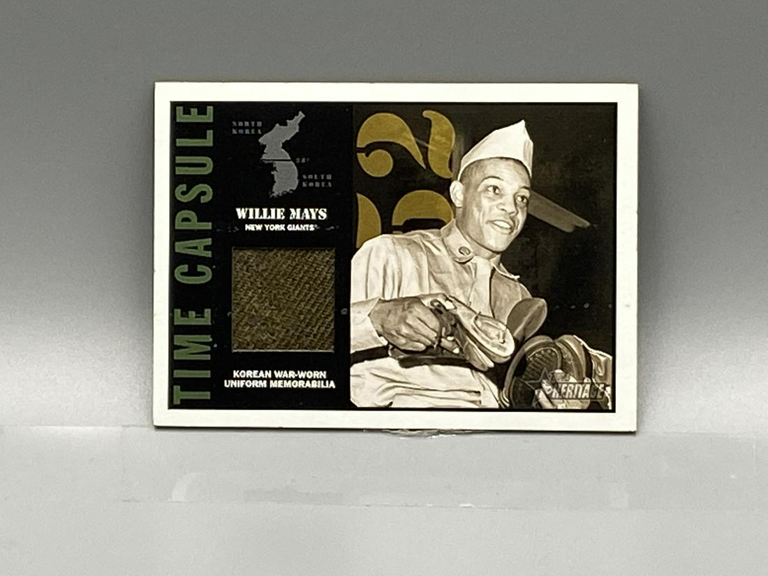 2001 Topps Time Capsule Willie Mays Korean War Worn (1 of 2)