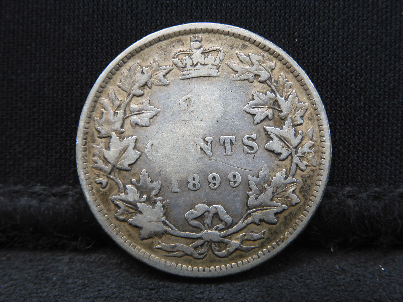 1899 Canada 25 Cents 92.5% Sterling Silver Coin. (1 of 2)