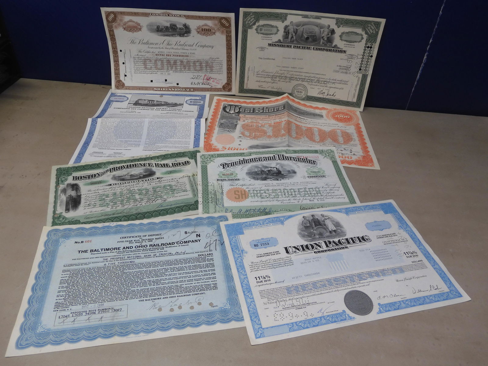 8 STOCKS & BONDS RAILROAD CERTIFICATES (1 of 7)
