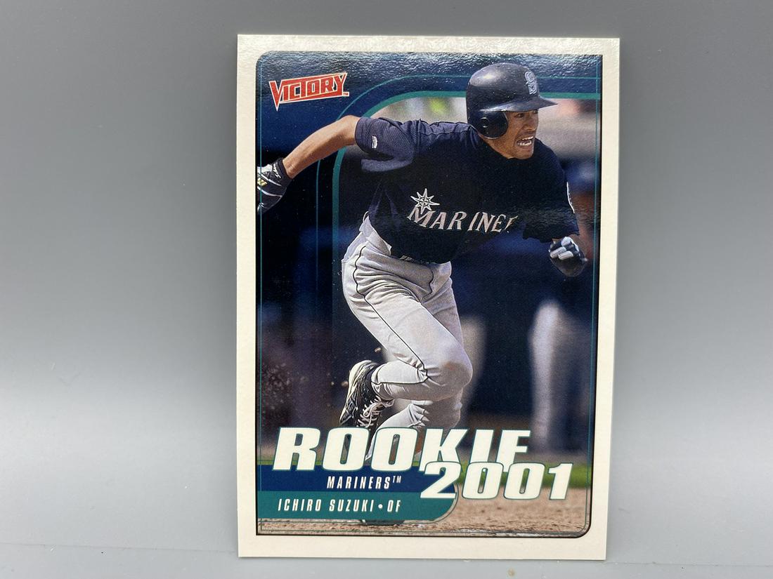 2001 Upper Deck Victory Ichiro Suzuki RC #564 (1 of 2)
