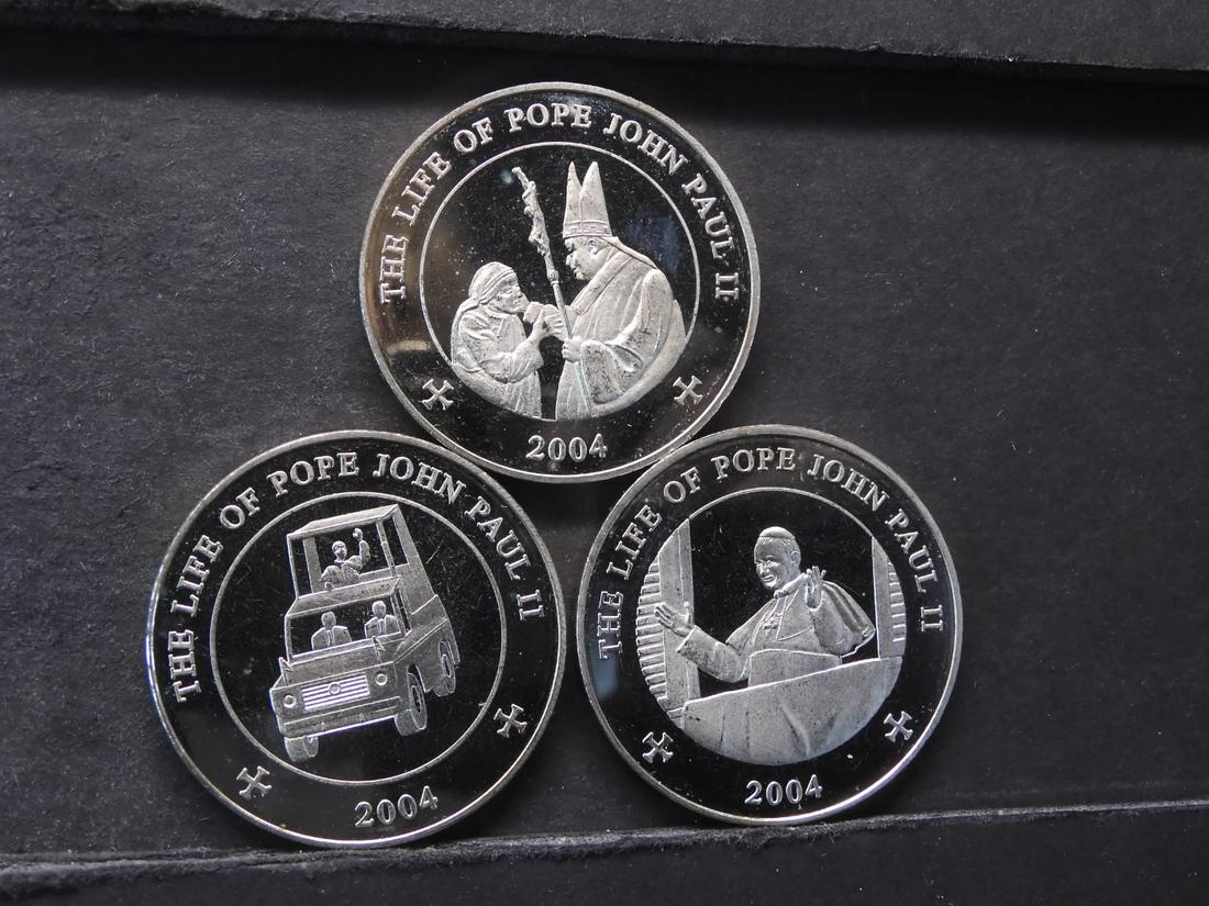 3- 2004 Somali 25Shillings (Life of pope John Paul II ): 3- 2004 Somali 25Shillings (Life of pope John Paul II ) Condition YES WE SHIP ALL COINS. Pricing depends on destination, we will take the most cost effective option any where in the USA Plus insurance