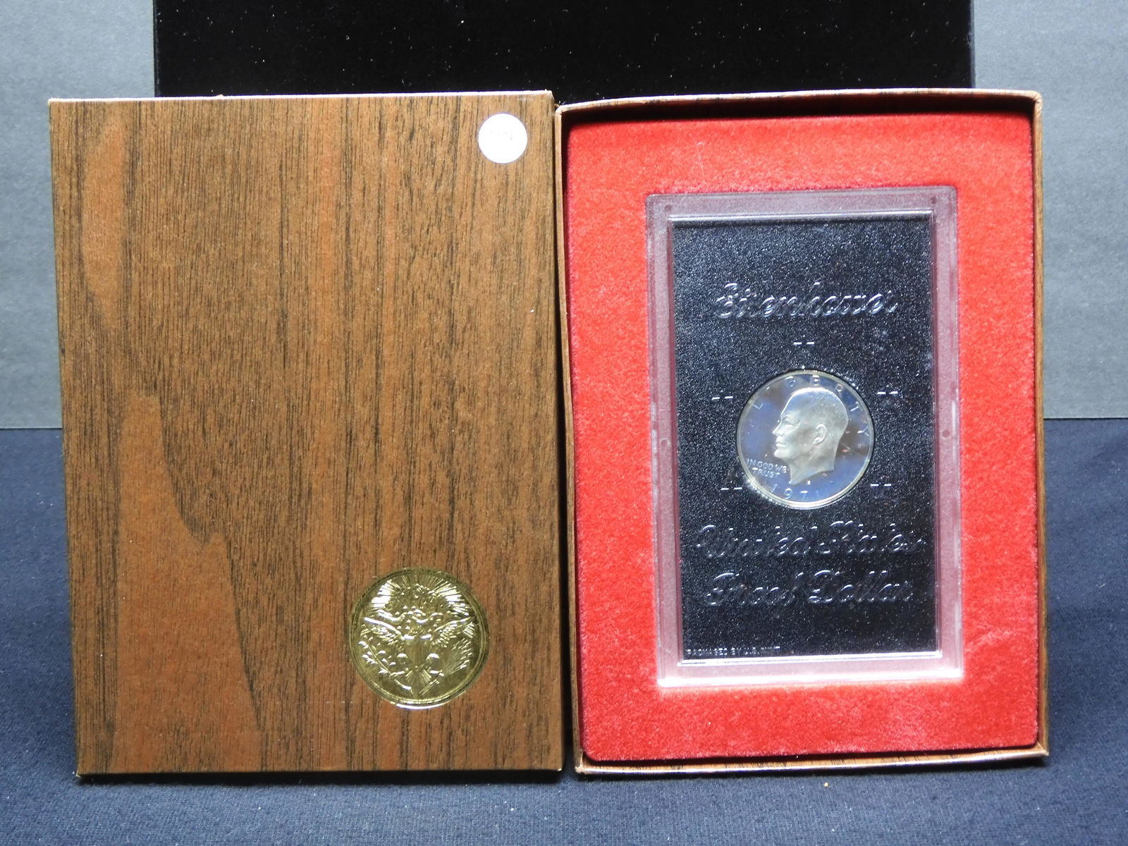 1971-S Eisenhower â€œBrown Boxâ€ Proof Silver Dollar (1 of 5)