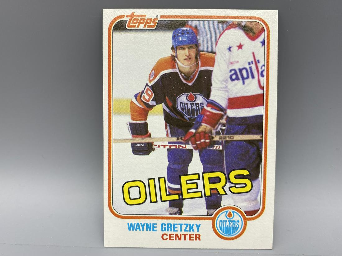 1981-82 Topps Wayne Gretzky #16 (1 of 2)