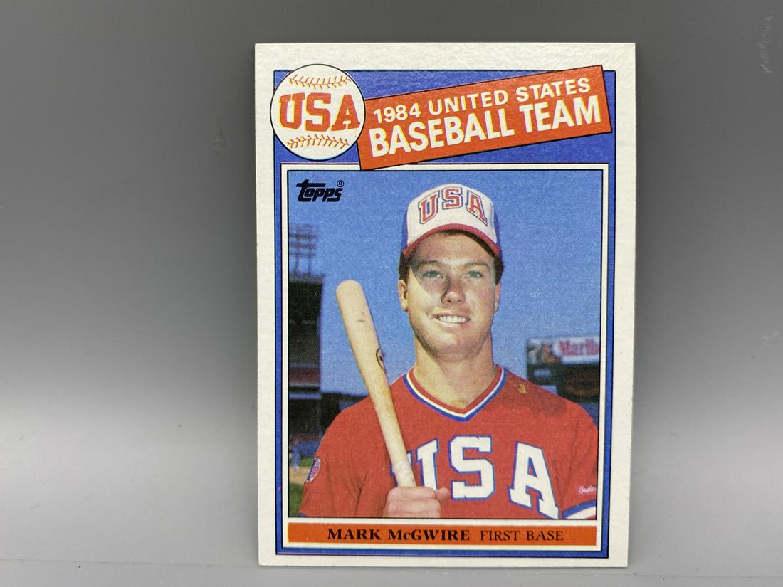 1985 Topps Mark McGwire RC #401 (1 of 2)
