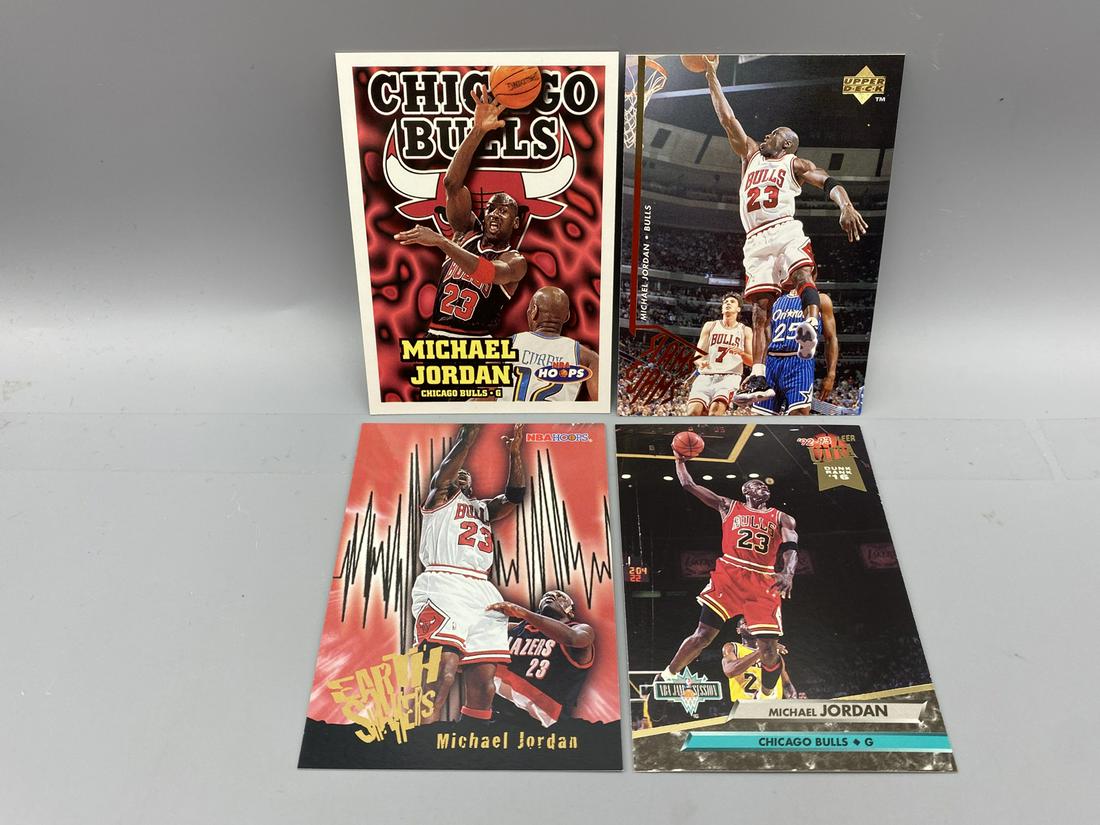 Michael Jordan Assorted Basketball Card Lot - 4 Cards -: Michael Jordan Assorted Basketball Card Lot - 4 Cards - Varying Conditions